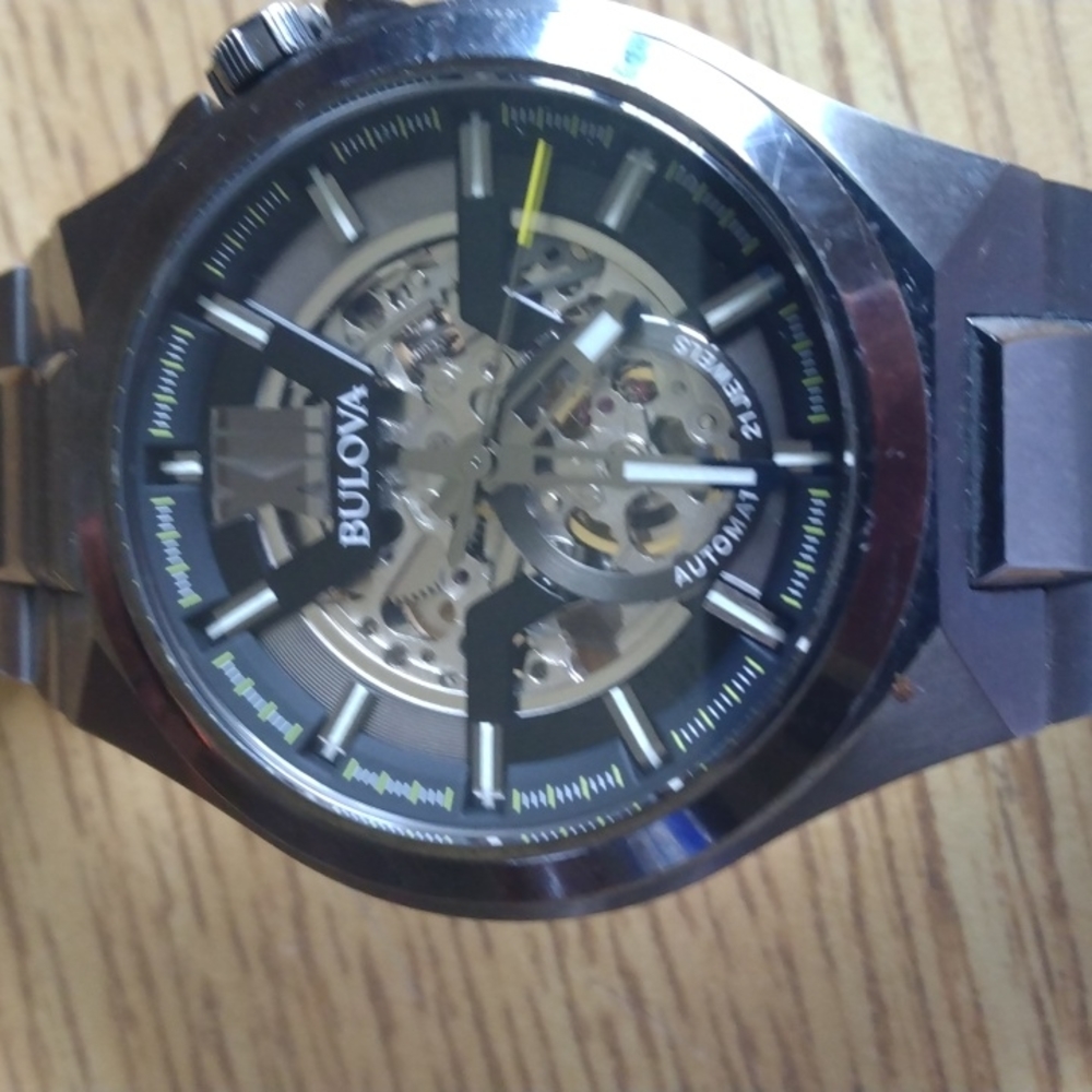 Men's Bulova Watch Stainless steel & Sapphire Crystal movement